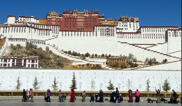 布达拉宫风景